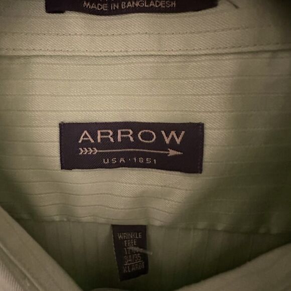 Arrow long sleeved button down shirt satin green twill “I love that for you” XL - Picture 2 of 11
